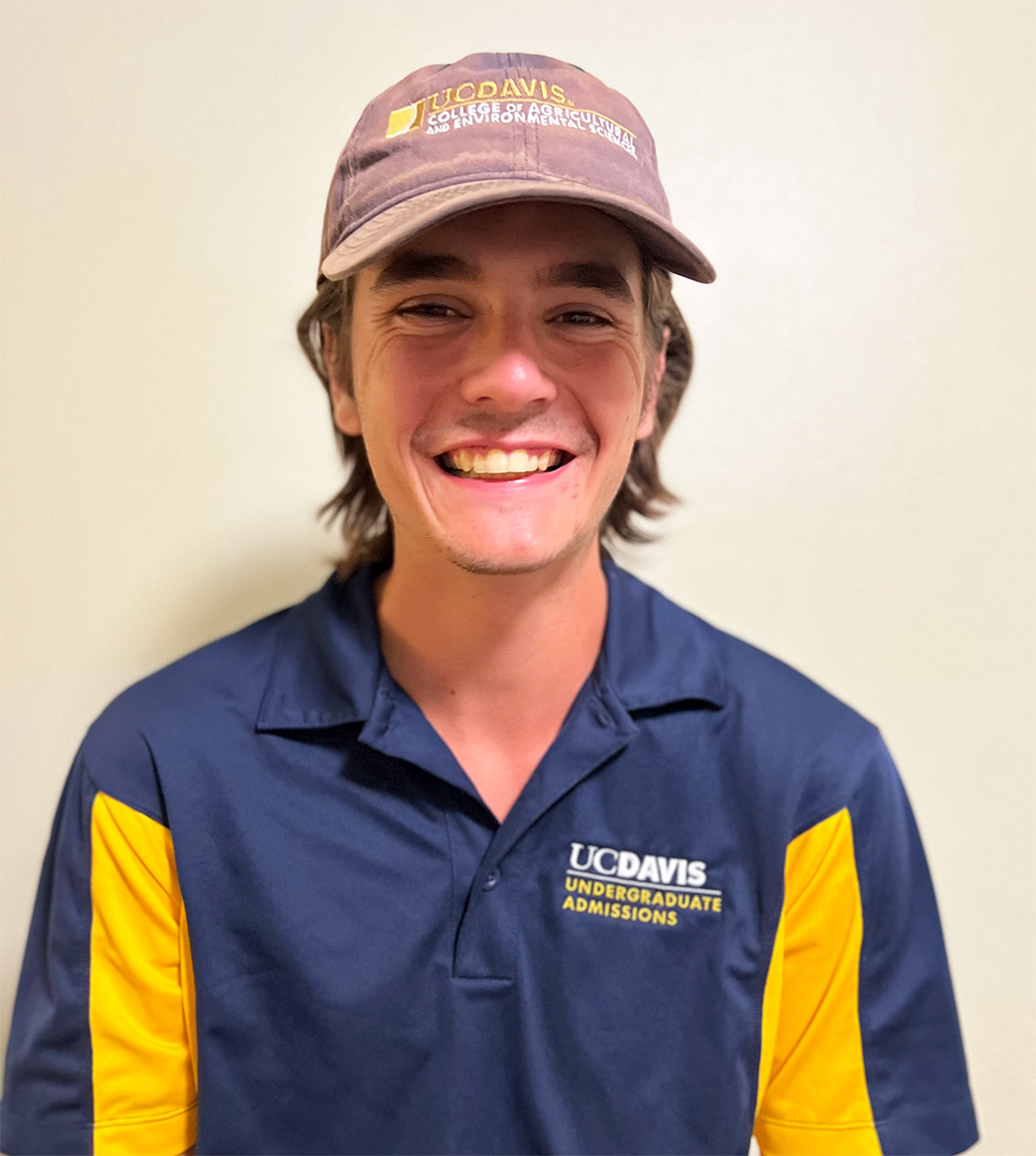 Photo portrait of UC Davis tour guide Joe Sweeny