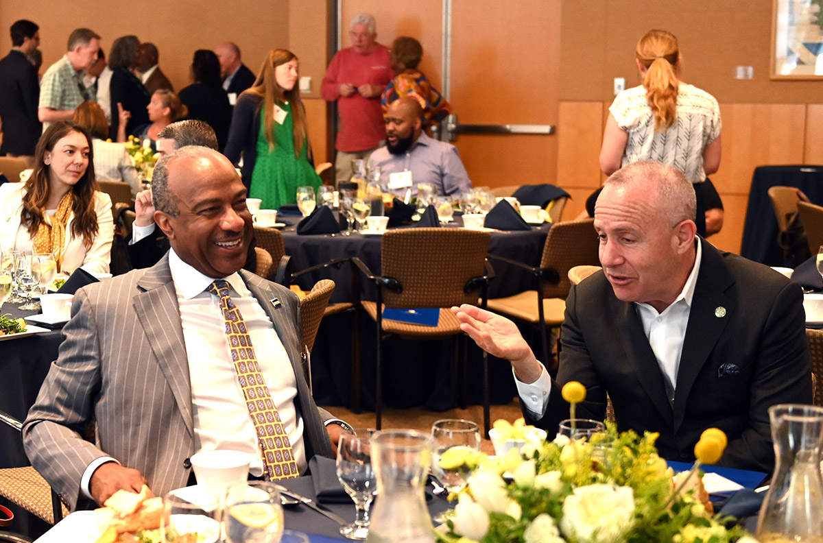 Chancellor Gary S. May and Sacramento Mayor Darrell Steinberg at today's announcement.