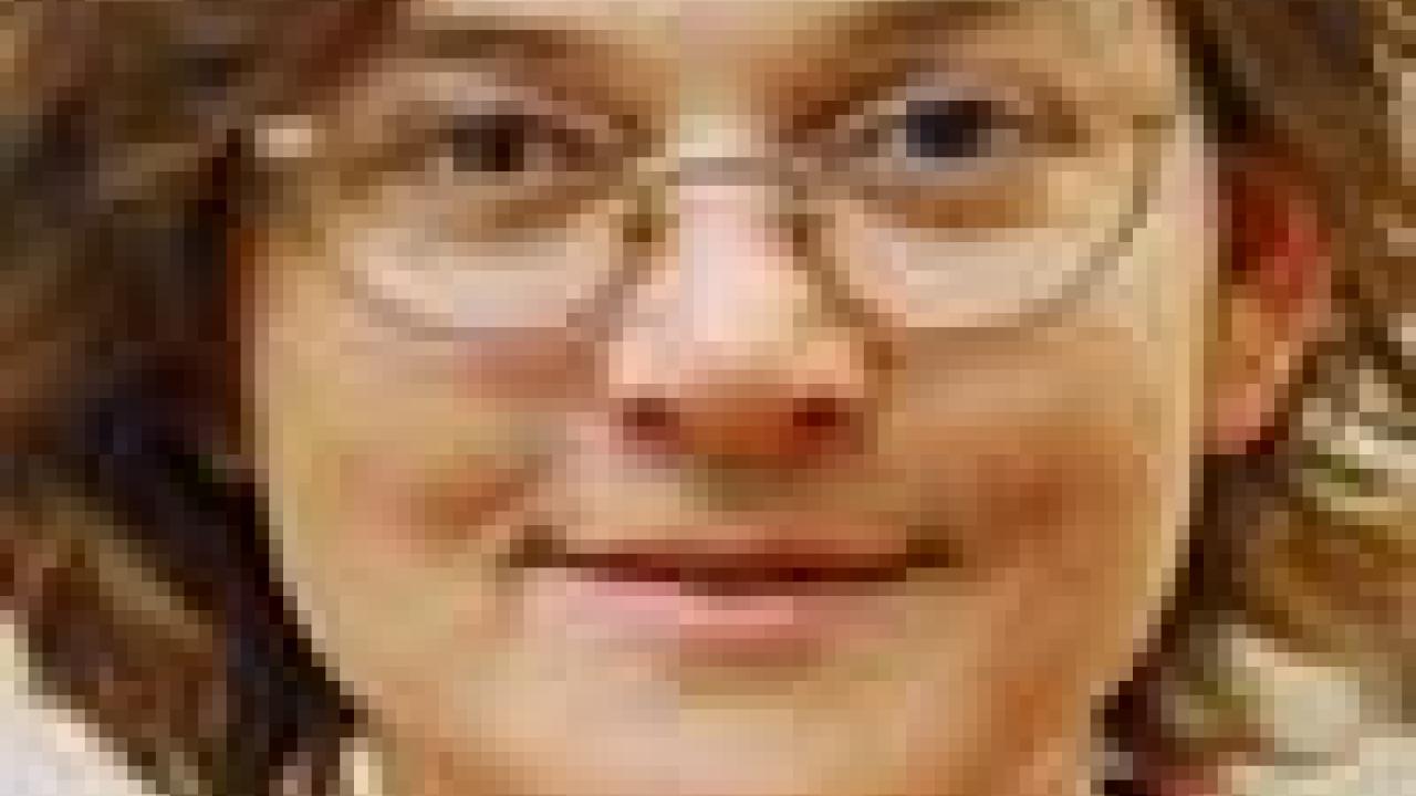 Photo: portrait of Rosie Woodroffe