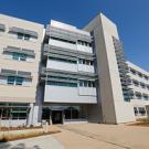 Vet Med 3B exterior entrance